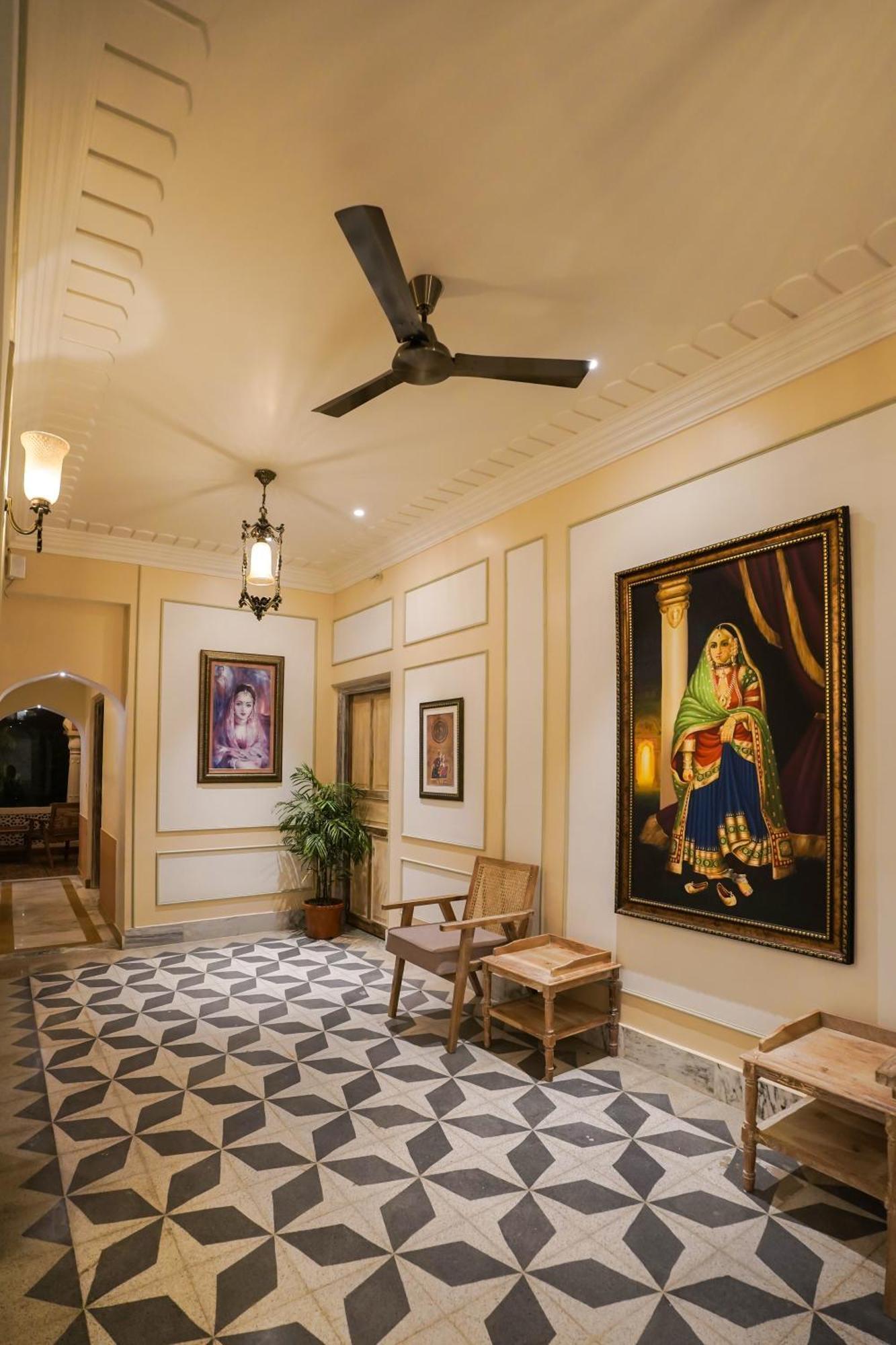 Dev Mahal - A Boutique Heritage Hotel Джайпур Екстериор снимка